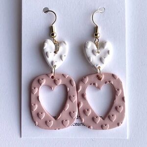 SOLD 🔴 - Heart-Shaped Pink and White Earrings